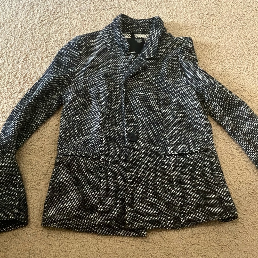 Ladies salt and pepper colored blazer